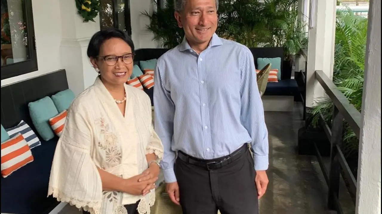 Menlu RI bersama dengan Menlu Singapura mengadakan pertemuan membahas rencana kunjungan Presiden Singapura ke Indonesia.