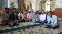 Dubes RI untuk Ukraina, Georgia dan Armenia Yuddy Chrisnandi bertemu komunitas Muslim di Georgia (Foto:KBRI Kiev)