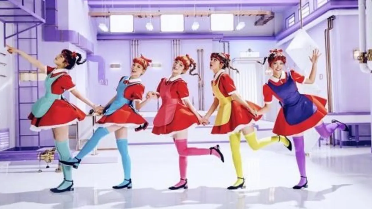 Red Velvet dengan Konsep Unik Berhasil Rajai Chart Korea