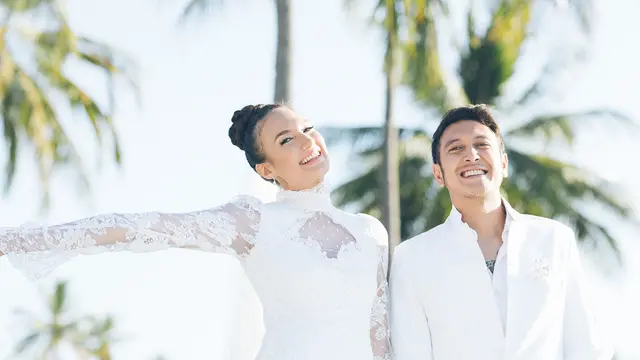 Nadine Chandrawinata dan Dimas Anggara