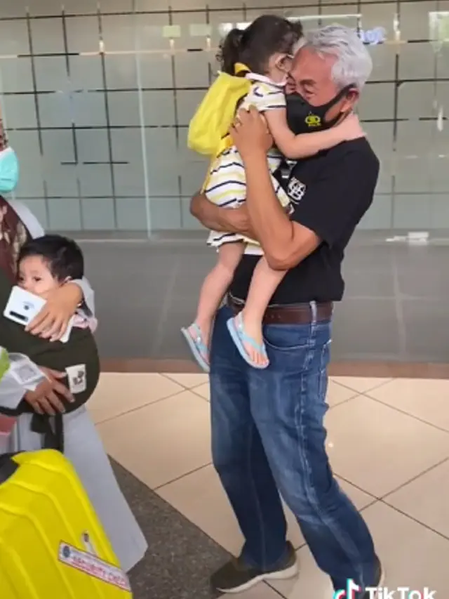 viral momen haru