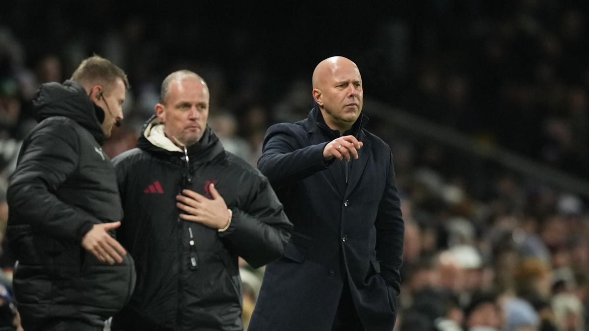 Arne Slot Bongkar Penyebab Liverpool Terpeleset di Markas Fulham, Bukan Soal Kurang Tajam?