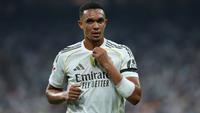 Kemenangan 3-0 Real Madrid Ternoda Cedera Alexander-Arnold dan Camavinga