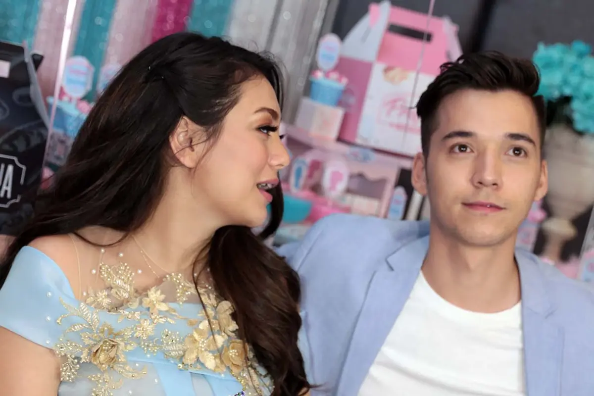 Stefan William dan Celine Evangelista