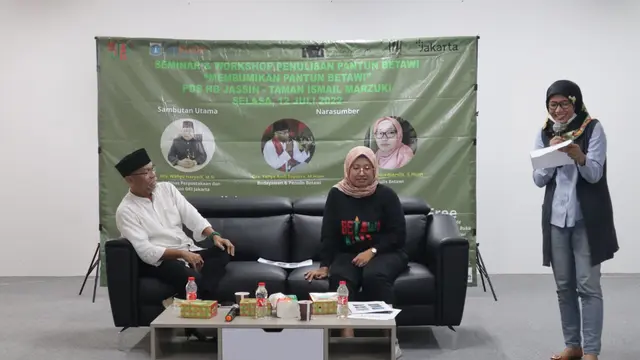 Seminar dan workshop pantun Betawi