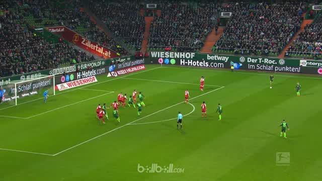 Berita video highlights Bundesliga 2017-2018, Werder Bremen vs Mainz 05, dengan skor 2-2. This video presented by BallBall.
