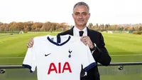 Jose Mourinho resmi jadi pelatih Tottenham Hotspur. (Dok. Tottenham Hotspur)