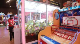 Timezone juga mengajak para penggemar BTS atau Army di Indonesia yang ingin mendapatkan BTS Hangeul Message Chocolate untuk Timezone Rewards level Gold dan menghadirkan pilihan destinasi bermain dan hiburan keluarga paska pelonggaran PPKM. (Liputan6.com/HO/Ading)