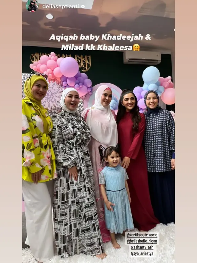 Dihadiri Sahabat, Ini 7 Momen Akikah Anak Kedua Kartika Putri yang Meriah