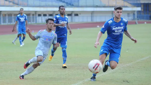 Ghozali Siregar
