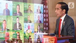 Presiden Jokowi saat dialog secara virtual dengan para pimpinan negara anggota APEC dan ABAC. Dialog yang mengusung topik inklusivitas dan keberlanjutan, menitikberatkan dua fokus yakni peningkatan pemberdayaan UMKM untuk mempercepat pemulihan ekonomi inklusif. (Liputan6.com/HO/Biro Pers Setpres)