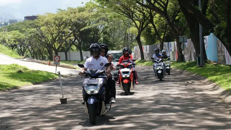 Begini Rasanya Berkendara dengan Yamaha FreeGo 125 Connected Bersama Keluarga (YIMM)