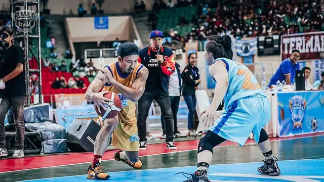 Denny Sumargo