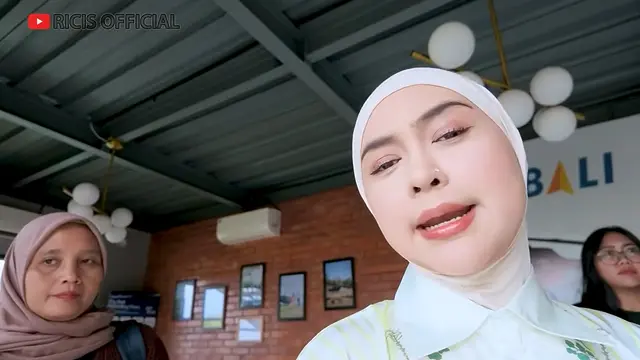 Ria Ricis