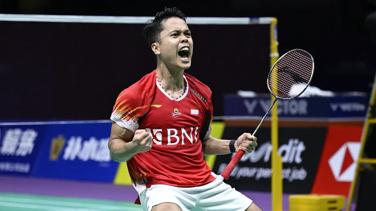 Selebrasi Anthony Sinisuka Ginting setelah membawa Indonesia menang di semifinal Piala Thomas 2024