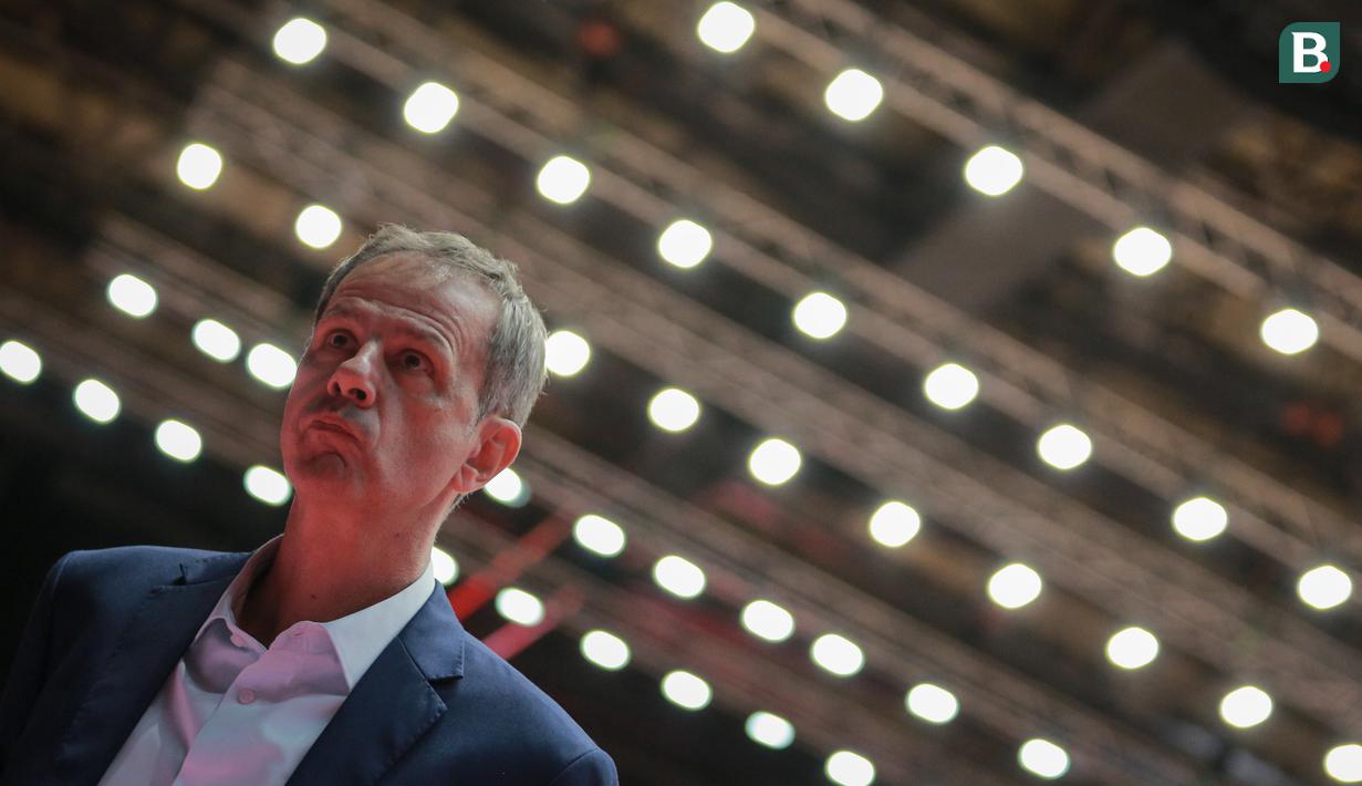 <p>Timnas Basket Indonesia menunjuk Milos Pejic sebagai pelatih di ajang FIBA Asia Cup 2022 menggantikan Rajko Toroman yang mengundurkan diri satu hari menjelang laga pembuka. (Bola.com/Bagaskara Lazuardi)</p>