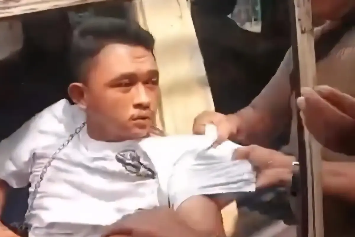 Pria di Depok ditangkap polisi saat naik angkot