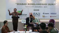 Deputi BUMN Bidang Pertambangan, Industri Strategis, dan Media (PISM), Fajar Harry Sampurno memberi keterangan saat diskusi tentang BUMN di Jakarta, Rabu (19/7). Diskusi tersebut bertema Seabad Konglomerasi BUMN. (Liputan6.com/Angga Yuniar)