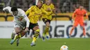 Hoffenheim bermain dengan 10 pemain jelang laga berakhir ketika mantan bek Liverpool Ozan Kabak diganjar kartu merah. (AP Photo/Martin Meissner)