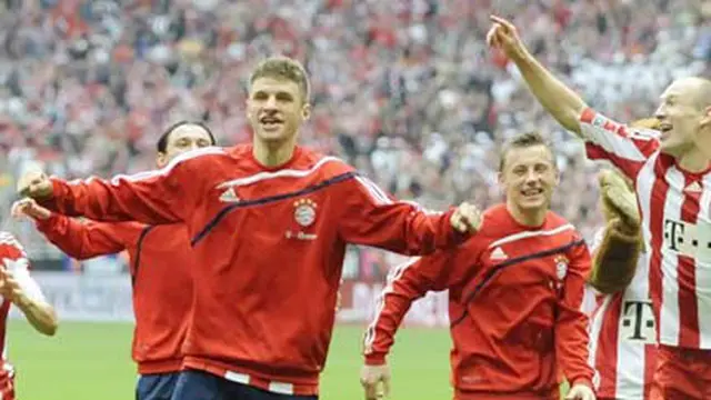 Selebrasi Thomas Muller dkk (© AFP 2010)