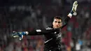 Sergio Herrera. Kiper kelahiran Miranda de Ebro berusia 29 tahun yang sejak awal musim 2017/2018 memperkuat Osasuna usai didatangkan dari SD Huesca dengan nilai transfer 300 ribu euro ini belum sekalipun membela Timnas Spanyol, bahkan untuk level kelompok umur sekalipun. Bersama Osasuna ia telah tampil dalam 135 laga di semua ajang dengan torehan 50 kali clean sheet dan kebobolan 151 gol. Musim 2022/2023 ini ia telah tampil di dua laga awal Liga Spanyol dan bermain penuh selama 90 menit. (AFP/Ander Gillenea)