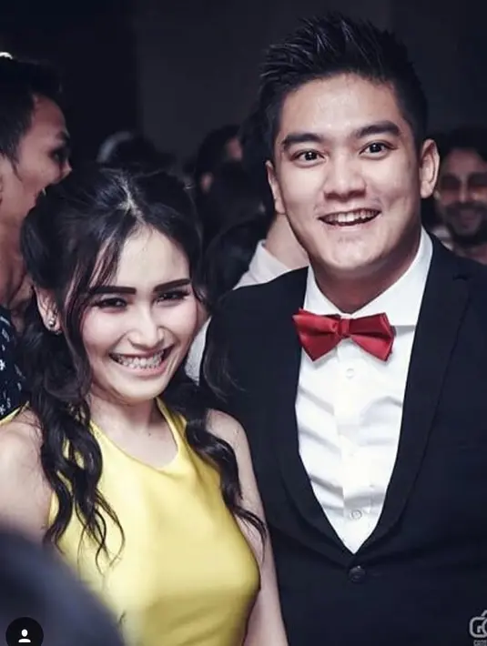 "Untuk main film lagi saya tertarik, saya ketagihan karena enak banget main film itu, bisa menjadi sosok orang lain," ucap Ayu Ting Ting di Kramat Jati, Jakarta Timur, beberapa waktu lalu. (Foto: instagram.com/ayutingting92)