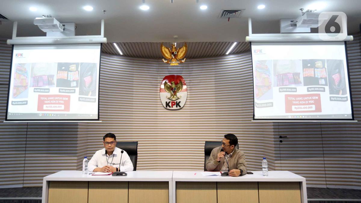 OTT Bupati Tulungagung, KPK Sita Uang Tunai Rp 335,4 juta dan Beberapa Pasang Sepatu