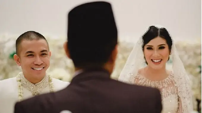 [Bintang] Mantan istri Samuel Rizal menikah