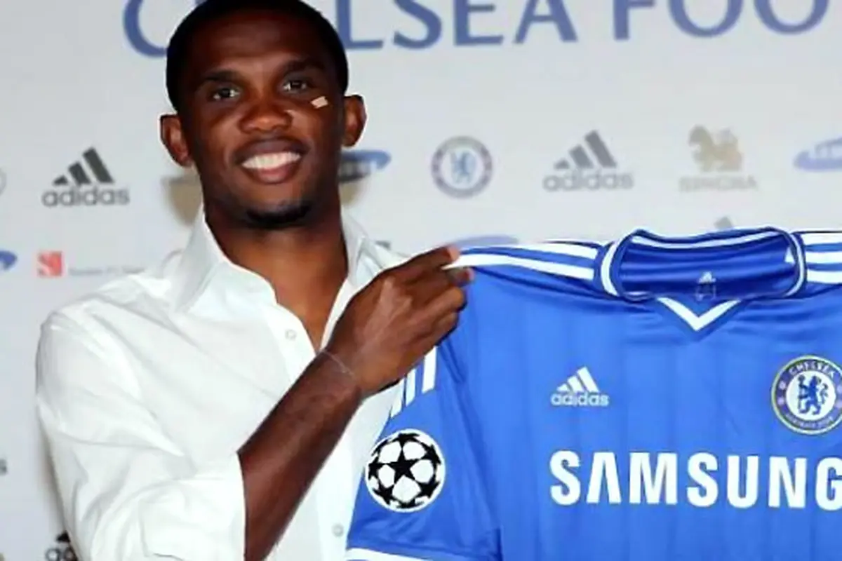 etoo-resmi-chelsea-130829c.jpg