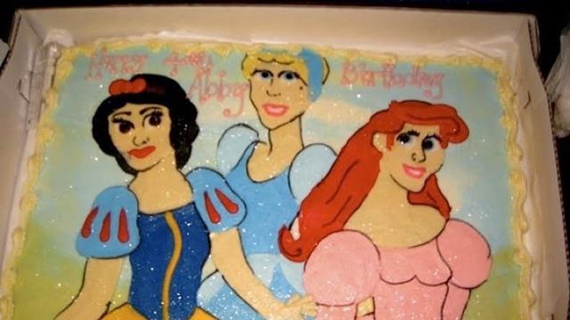 Tak Sesuai Ekspektasi, 6 Potret Desain Kue Ini Bikin Senyum Kecut