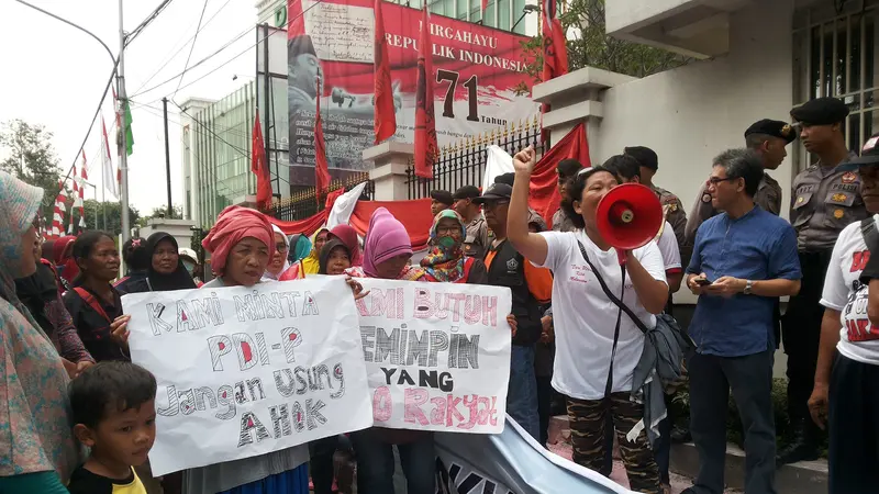 Demo tolak Ahok