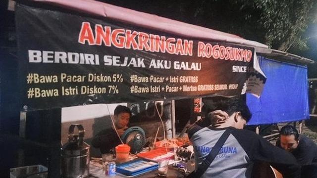7 Potret Tulisan Spanduk Angkringan Nyeleneh Ini Bikin Geleng Kepala