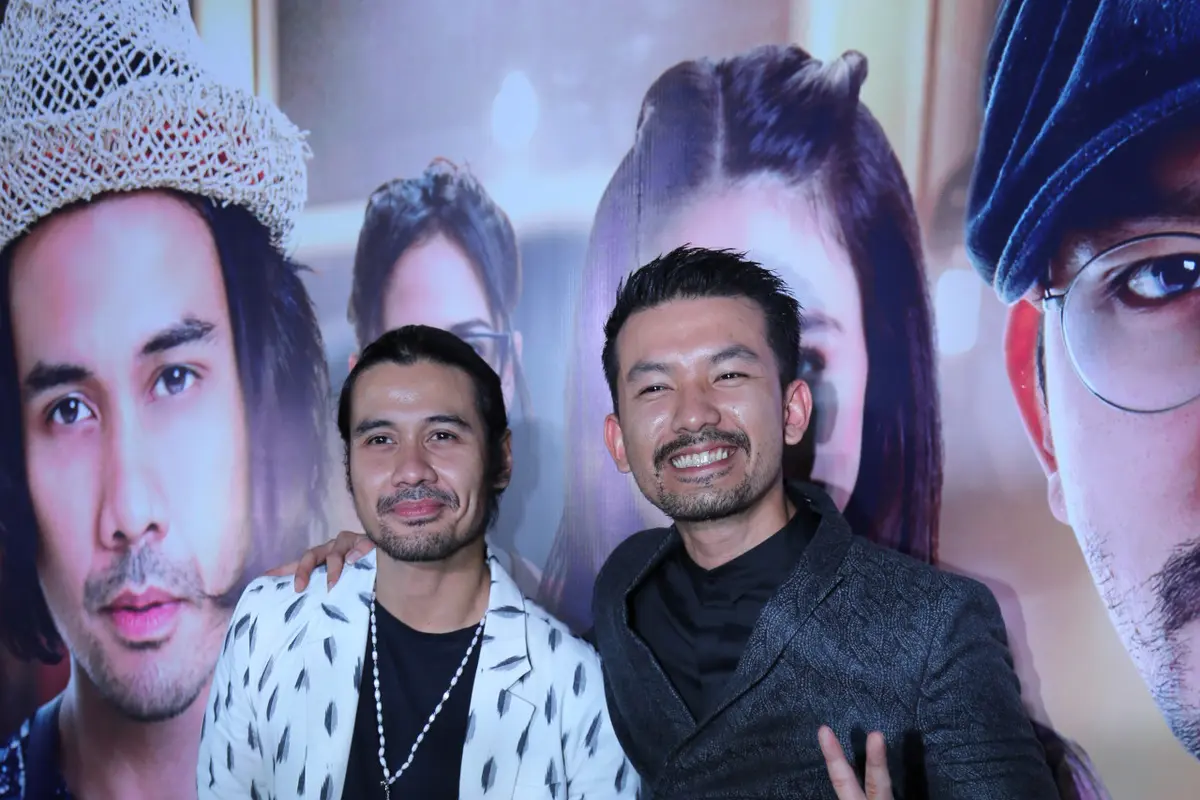 [Bintang] Rio Dewanto-Chicco Jerikho