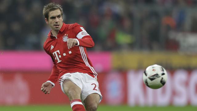 5 Bek Terbaik Bayern Munchen