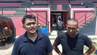 Valentino Simanjuntak selaku CEO Jebreeetmedia bersama Boy Jati Asmara. (Erwin Snaz/Bola.com)