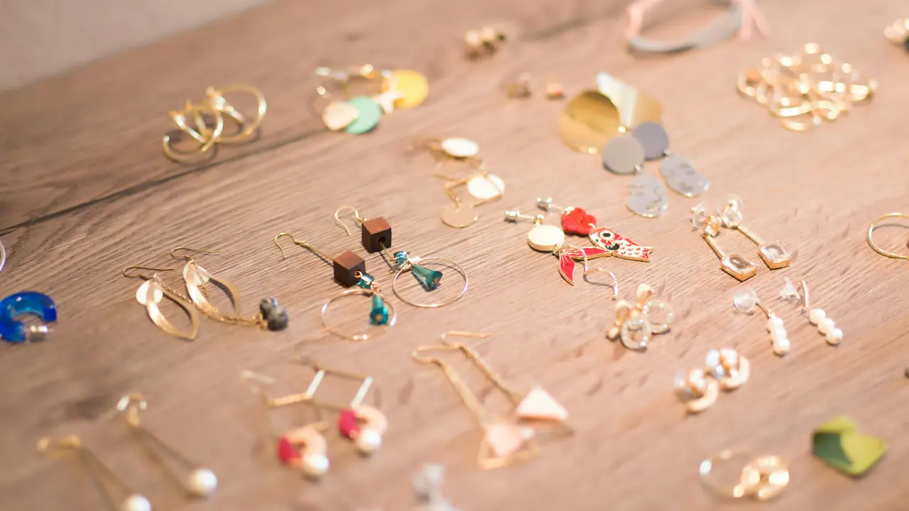 Cek Update Harga Anting Emas Hari Ini 9 Juni 2025