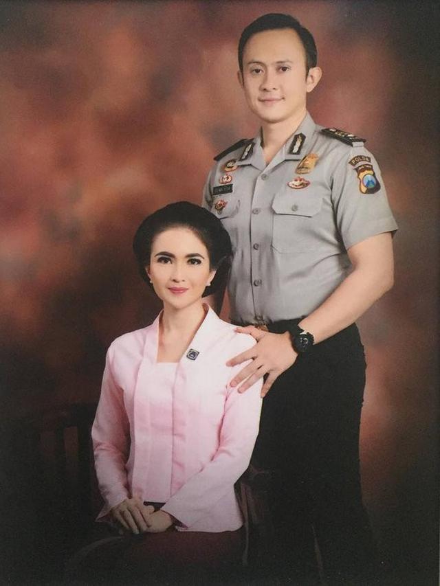 6 Potret Kadek Devi Temani Suami Bertugas, Jadi Ibu Bhayangkari