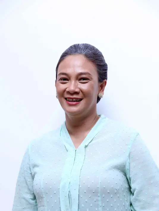 Memerankan seorang ibu, perempuan 44 tahun ini mengaku tidak mengalami kesulitan bermain degan para pemain yang tergolong baru. (Nurwahyunan/Bintang.com)