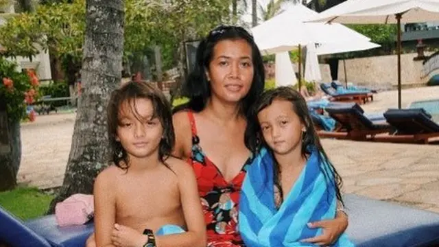 Potret Masa Kecil 6 Artis Blasteran dan Ibunda Asli Indonesia, Penuh Kehangatan