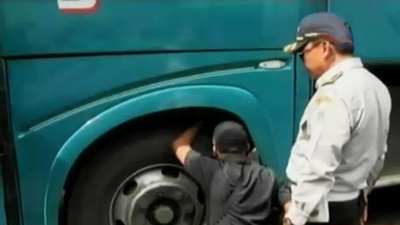 Bus Mudik Lebaran