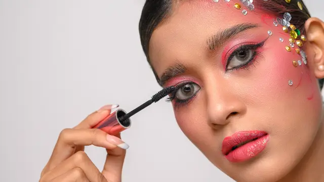 Ilustrasi efek sayap/freepik.com/jcomp