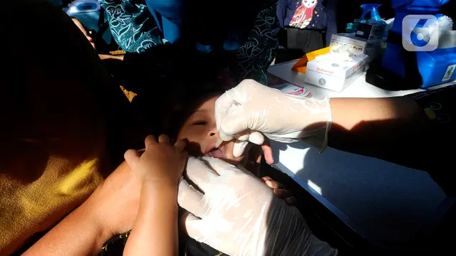 Mulai Hari Ini, Pemprov Jawa Barat Gelar Vaksinasi Polio Serentak