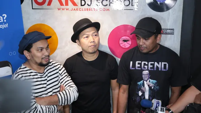 [Bintang] Trio Lestari