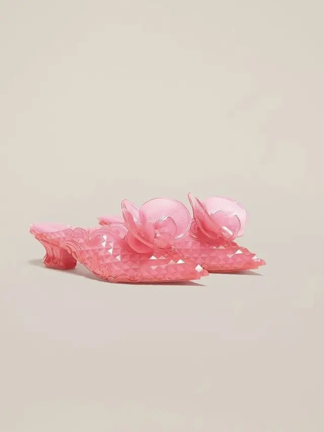 Kolaborasi Melissa dan Y/PROJECT