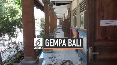 Gempa Nusa Dua Bali merusak sebuah sekolah dasar di Denpasar. Selain merusak bangunan sekolah gempa menyebabkan seorang guru dan 3 muridnya terluka tertimpa reruntuhan bangunan.