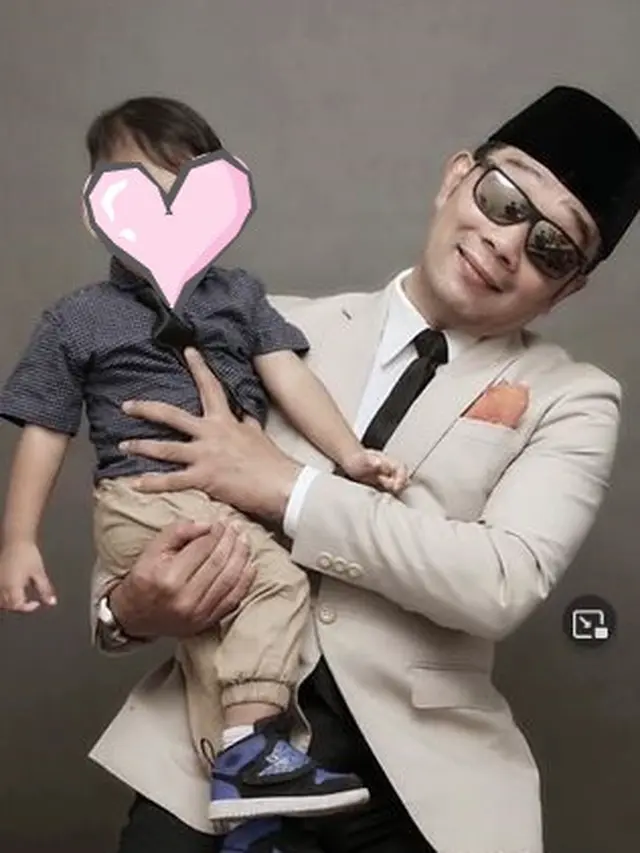 Rekam Momen, Ini 6 Pemotretan Ridwan Kamil Bersama Atalia Praratya dan Arkana