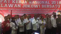 Para pendukung Joko Widodo yang tergabung dalam kelompok Relawan Jokowi Bersatu (RJB) menggelar rapat kerja nasional (rakernas) di Jakarta, Jumat 14 September 2018.