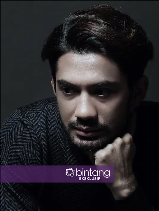 "Lima tahun dari sekarang, semoga saya memproduksi film saya sendiri. 10 tahun dari sekarang semoga medium berkarya saya lebih luas," paparnya. (Bambang E. Ros/Bintang.com)