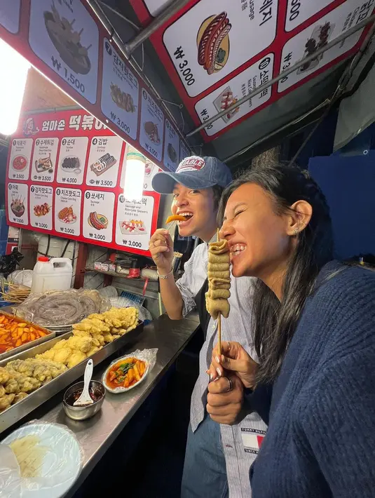 Angga Yunanda dan Shenina Cinnamon [Instagram/sheninacinnamon]