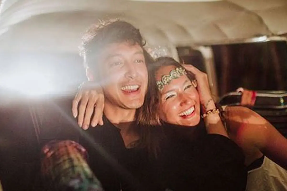 Nadine Chandrawinata dan Dimas Anggara/copyright The Bride Story